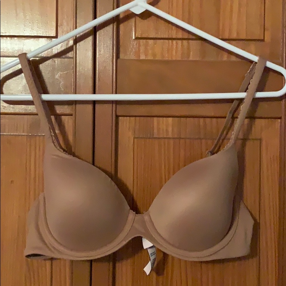 Body by Victoria Demi